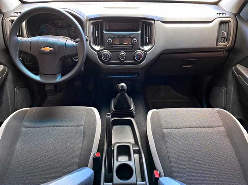 Imagem 3 de 13 de Chevrolet S10 Ls 2.8 2018