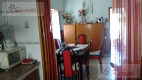 Imagen 16 de 17 de Venta Galpón / Casa - 30 E/ 41 Y 42 - La Plata