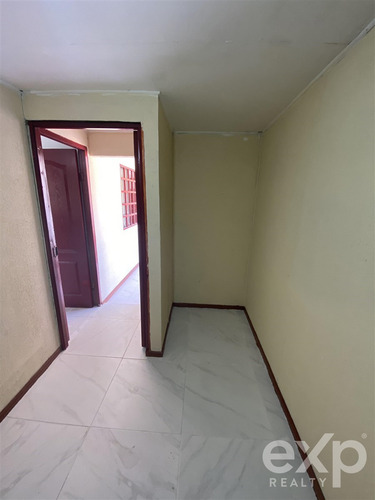 Bodega De 656 M2 En Venta En Recoleta