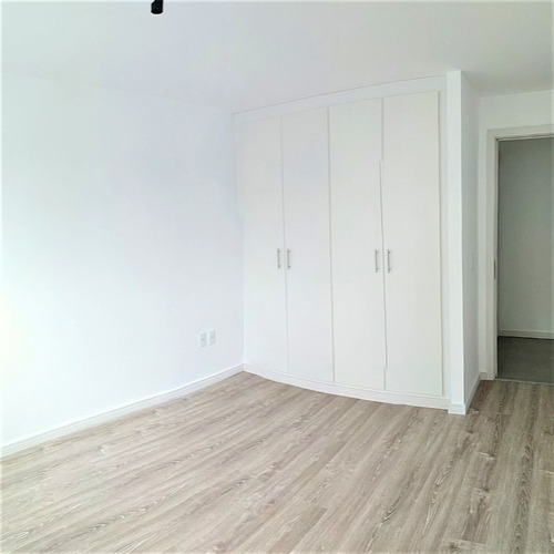 Imagen 6 de 11 de Apartamento 2 Dormitorios, Balcón, Terraza Lavadero, Centro.