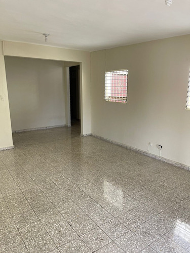 Vendo Casa 4 Habitaciones En Cancino, Cerca Del Metro Sde