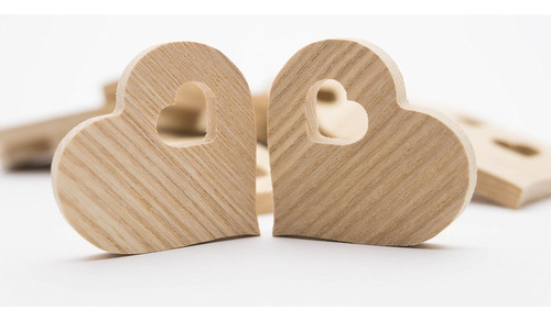 1.5 Inch Wood Hearts For Crafts, Unfinished Wooden Hear...