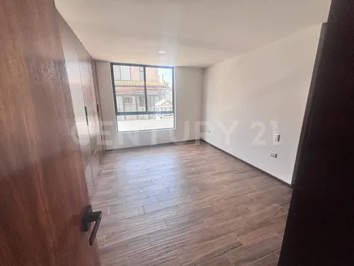 Venta De Casa Nueva En Gran Reserva Lomas De Angelópolis