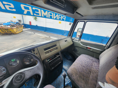 Mercedes Benz 710 2014