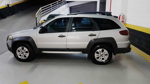 Fiat Palio Adventure 1.8 Locker Flex Dualogic