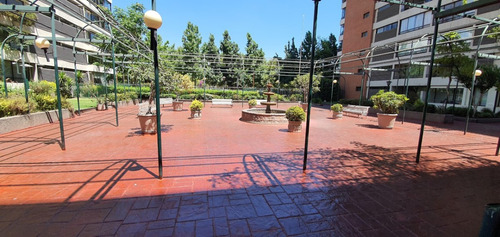 Imagen 7 de 13 de Hermoso Departamento 3d + 2b + 1est. + 1bd. Vitacura.