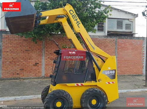 Imagem 3 de 6 de Mini-carregadeira Gehl 5640 Ref.198513