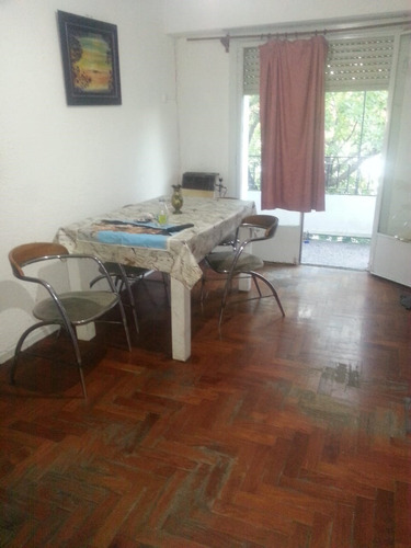 Imagen 4 de 12 de Depto 3 Amb Frente Balcon X Escalera