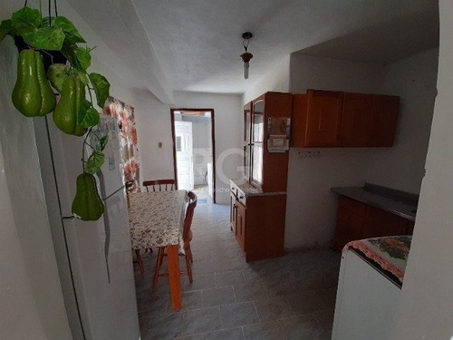 Casa Em Partenon Com 4 Dormitórios - Sc12582