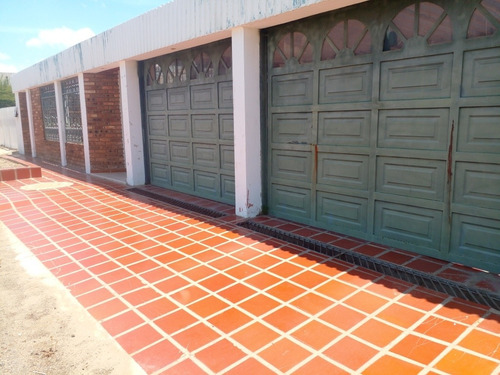 Imagen 1 de 21 de Judithe.venta Casa Maracaibo Calle Cerrada