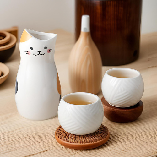 A Juego De Vasos De Cerámica For Botella De Sake, Vasos De