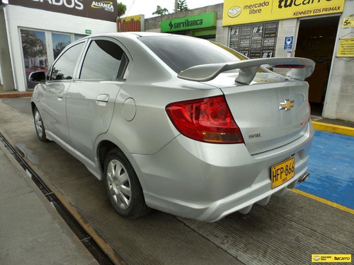 Imagen 5 de 15 de Chevrolet Sail Lt