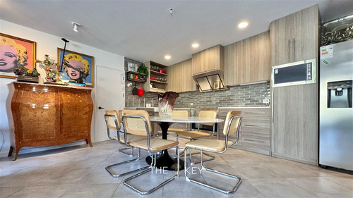 Casa En Venta De 4 Dorm. En Lo Barnechea
