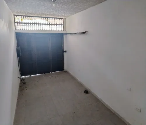 Casa Con Patio Enorme Para Tu Proyecto Personal En El Bosque, Cali
