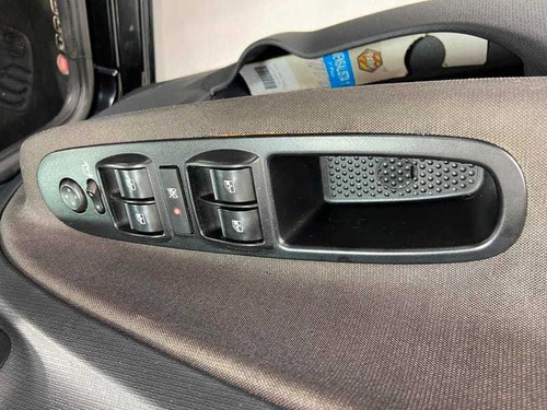 Imagem 13 de 14 de Fiat Uno Way 1.0 2015
