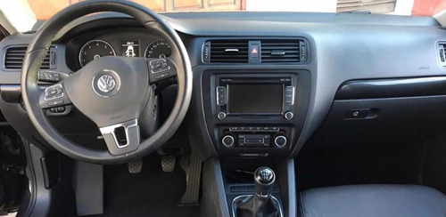 Volkswagen Vento 2.5 Luxury 170cv 2012