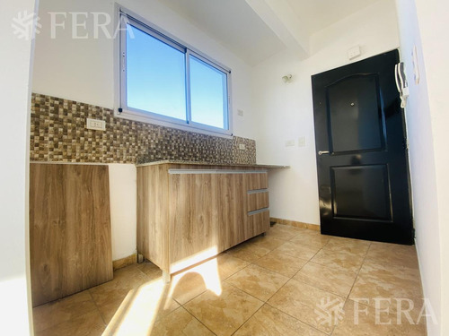 Imagen 5 de 6 de Venta De Oficina En Sarandi (30030)