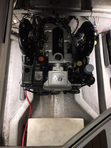 Imagem 13 de 15 de Ventura 300 Sport Mercruiser Big Bloc 8.2 380hp 2016 Caiera.