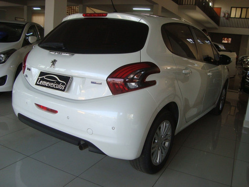 Peugeot 208 1.2 Allure 12v Flex 4p Manual