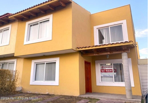 Renta Casa Dentro De Condominio En Juriquilla Pmc243525