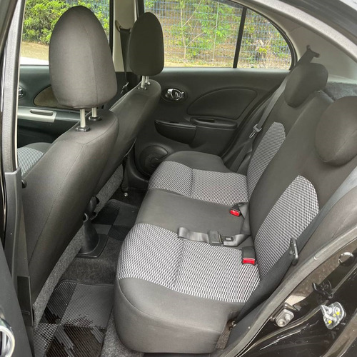 Nissan March 1.0 12v S 5p