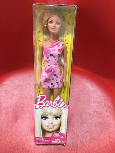Barbie Basics 2010 Chic Playline 