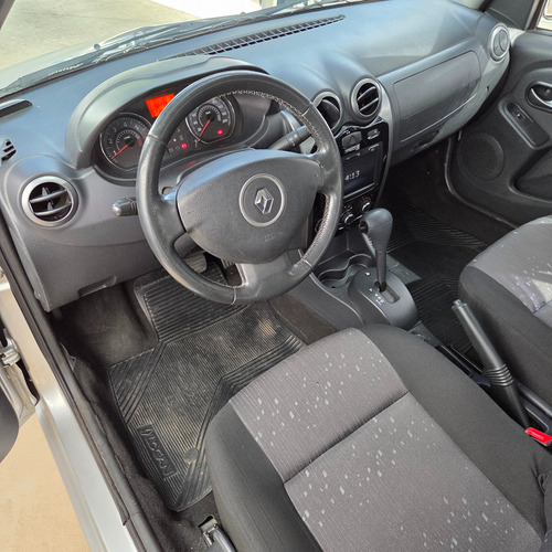 Renault Logan 1.6 16v Expression Hi-flex Aut. 4p