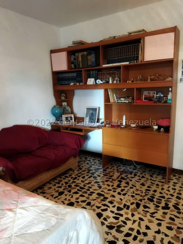 Imagen 16 de 19 de Ls Vende Pend House Los Palos Grandes 22-28171