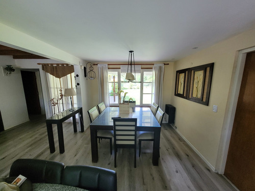 Imagen 5 de 21 de Casa En Alquiler- Zona Golf- 4 Ambientes + Dependencia-garage-2023
