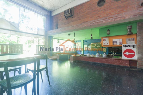 Venta De Lindisima Casa Y Local Abajo Con Garage, Jardin Y Pileta