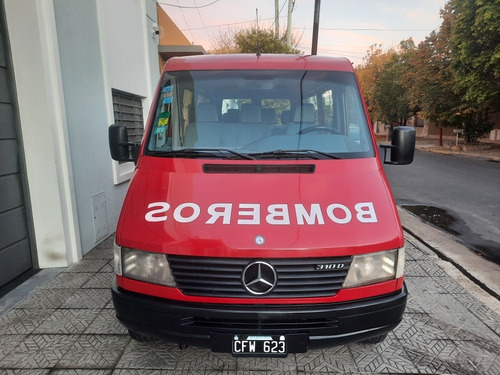 Imagen 3 de 15 de Mercedes-benz Sprinter 2.5 310 Combi 3550 14+1 2000