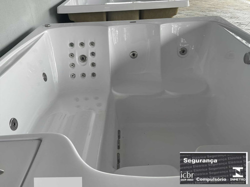 Spa Ofurô Hidromassagem Área Externa 5 Lugares