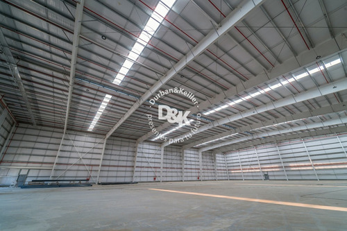 Alquiler Depósito Loma Verde Con Cochera