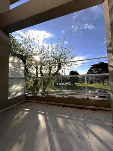 Venta Dpto / Dúplex 1 Dorm Divisible 2 Dorm- Balcón. Quincho Y Parrilla- Av 32 E/4 Y 5-la Plata
