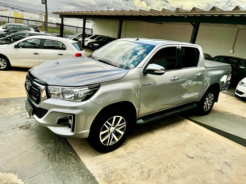 Toyota Hilux 2.8 Tdi Srv Cab. Dupla 4x4 Aut. 4p