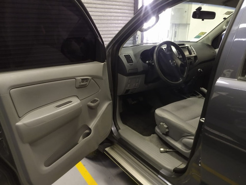 Toyota Hilux 4x4 Dx Pack 2.5 Td 2011 - Cabina Doble