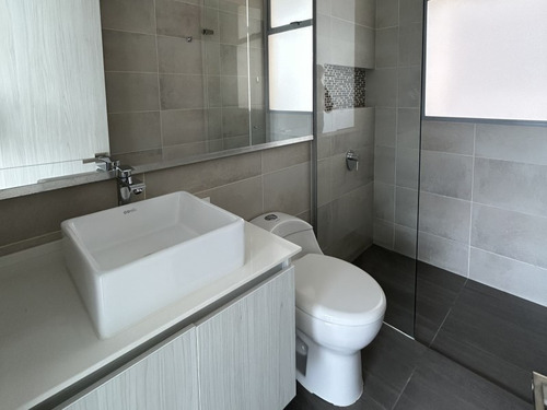 Apartamento En Arriendo Ubicado En Envigado Sector Loma Del Chocho (26389).