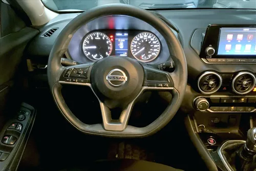 Nissan Sentra 2023
