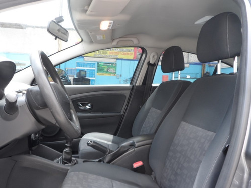 Imagen 5 de 10 de Renault Fluence 2017 Expression Estandar