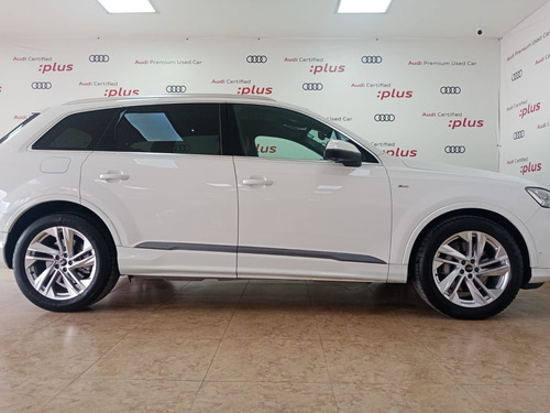 Audi Q7 3.0 55 TFSI S line quattro At
