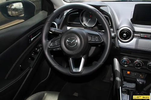 Mazda 2 1.5 Grand Touring Lx Sedan