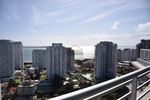 Pent House 1 Dormitorio, Parrillero En Torre Con Servicios- Ref: 5391