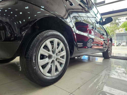 Volkswagen Fox 1.0 MI PLUS 8V FLEX 4P MANUAL
