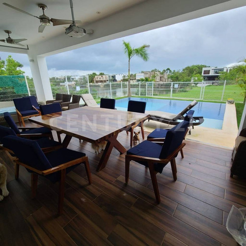 Residencia En Venta En Lagos Del Sol Cancún