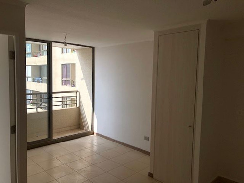 Departamento En Arriendo De 1 Dorm. En Estación Central