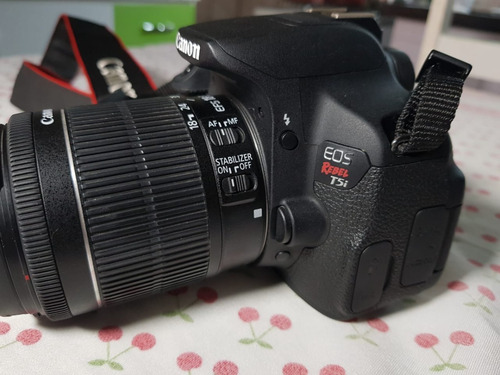 Canon T5i + Tripé, Disparador, Microfone