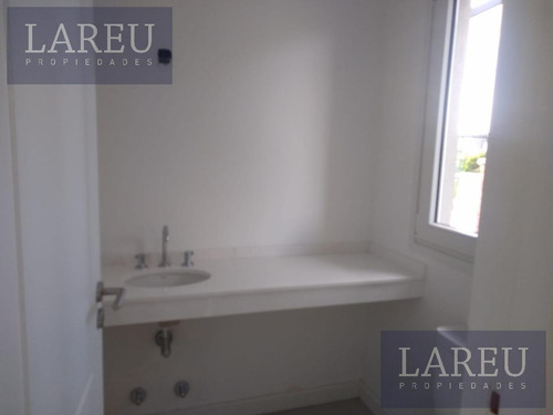 Imagen 3 de 17 de Casa En Venta - Santa Elena, Pilar Del Este