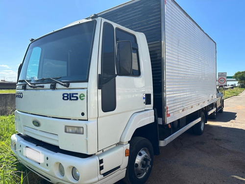 Ford Cargo 815 E , 4x2 Equipado No Bau