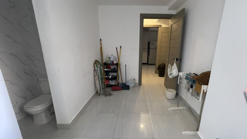 Exclusivo Apartamento Con Terraza En Bella Vista, Santo Domingo
