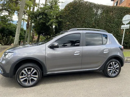 Renault Stepway 1.6 Intens Cvt